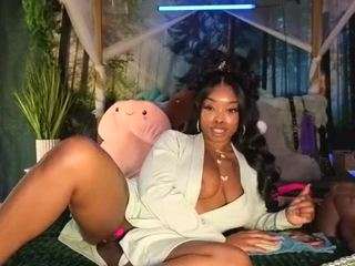 lovely-brown94 webcam