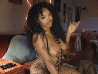 lovely-brown94