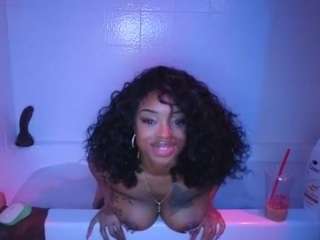 LOVELYS ROOM