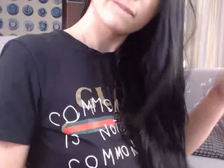 mistresslara's Live Sex Cam Show