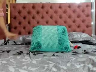 alwaysnaughtyx webcam model