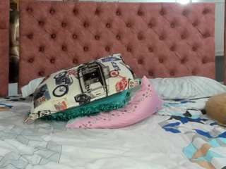 alwaysnaughtyx webcam