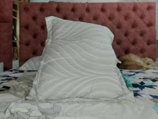 alwaysnaughtyx webcam