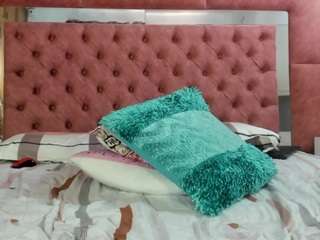 alwaysnaughtyx webcam