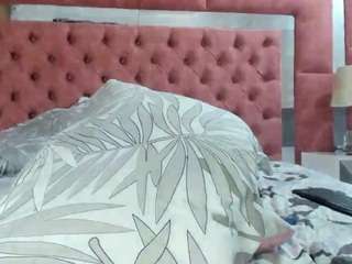 alwaysnaughtyx Live Webcam on CamSoda