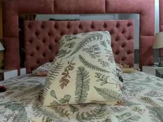 alwaysnaughtyx webcam