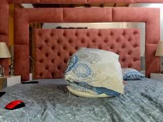 alwaysnaughtyx webcam