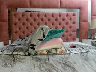 alwaysnaughtyx webcam