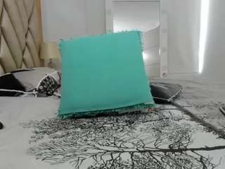 alwaysnaughtyx webcam