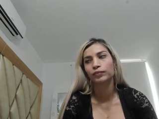 alwaysnaughtyx live cam