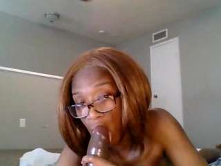 sweetsexiecool webcam model