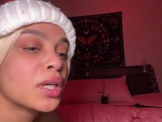 Live webcam model xzoexx on Soda Cams