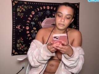 xzoexx Sex Cam Show