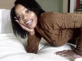 tastethepeach Live Webcam on CamSoda