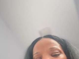 tastethepeach's CamSoda show and profile