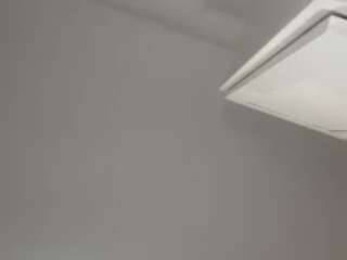 tastethepeach webcam