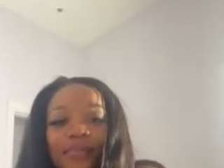 TasteThePeach live cam