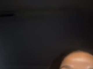 tastethepeach's CamSoda show and profile