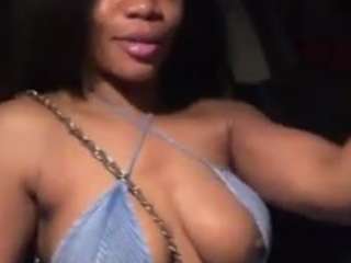 tastethepeach webcam