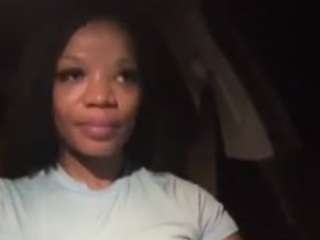 Live webcam model tastethepeach on Soda Cams