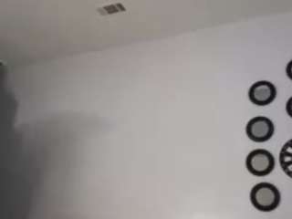 Live webcam model tastethepeach on Soda Cams