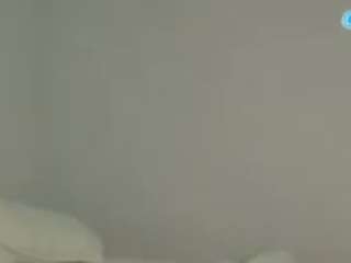 tastethepeach webcam