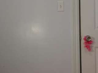 TasteThePeach live cam