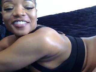 TasteThePeach live cam