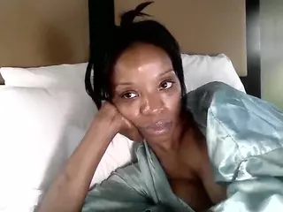 TasteThePeach's Live Sex Cam Show