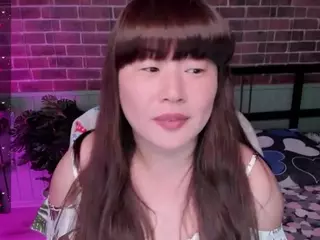 lisameoww's Live Sex Cam Show