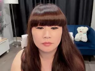 lisameoww's Live Sex Cam Show
