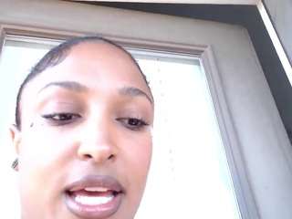 dreamyceline Live Webcam on CamSoda