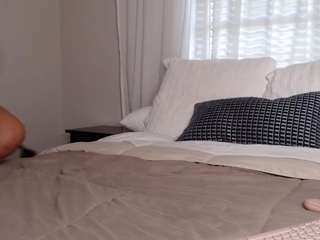 Live webcam model dreamyceline on Soda Cams