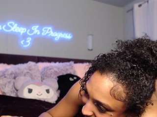 Live webcam model dreamyceline on Soda Cams