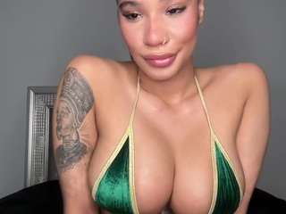 lolabunniii webcam