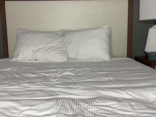 Lola Bunniii live webcam show