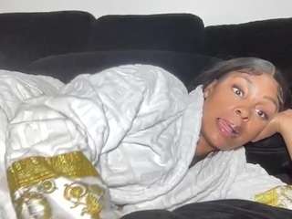 HOME ALONE ? ! take shot ! [379 tokens remaining]