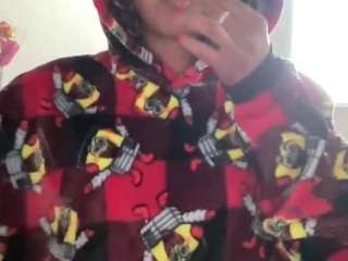 be normal im NOT HOME ALONE , LMAO. oxoxxooxoxoxoxoxoooxoxxxxoxoxx