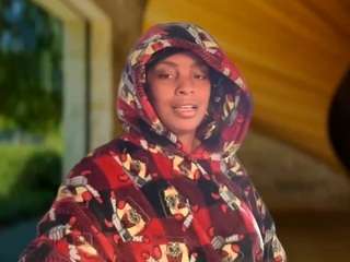 carmensindiego's CamSoda show and profile