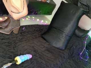 the-girl-next-door webcam