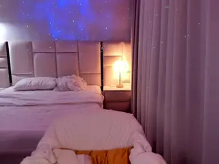 GoddessKateline's Live Sex Cam Show