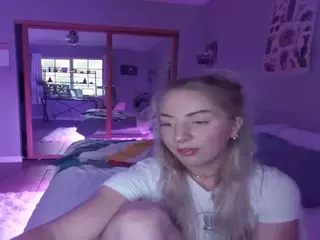 miss-amelia-moore's Live Sex Cam Show