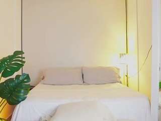 connycuisman live cam preview