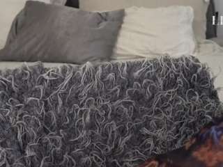 leverageurassets's CamSoda show and profile