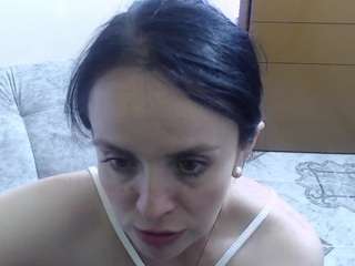 antara-girl's Cam show and profile