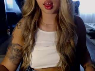 Kim YourdreamGirl