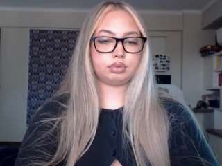 Kim YourdreamGirl