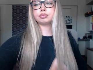 Kim YourdreamGirl