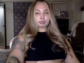 annecaroline