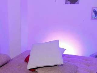 bunny-bella Live Webcam on CamSoda